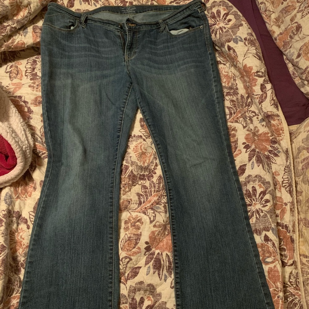 Old Navy Flirt bootcut Jeans